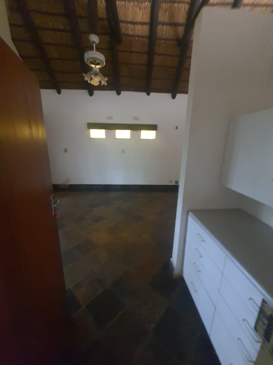 To Let 5 Bedroom Property for Rent in Hartbeespoort Rural North West